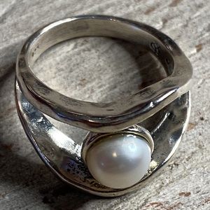 Grace & Heart G&H .925 Sterling Silver Pearl Ring SIZE 5 Artisan Jewelry Fashion